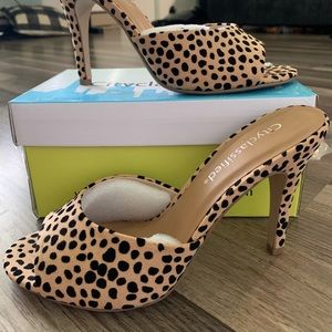 Cheetah print heels 7